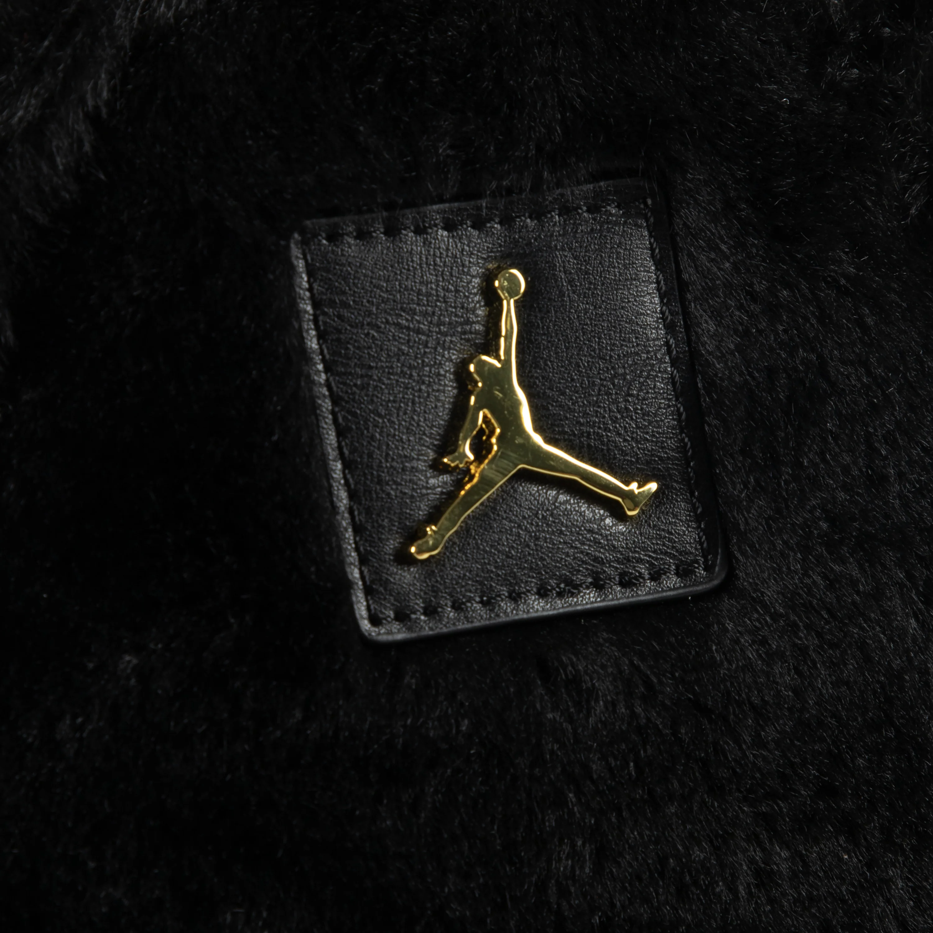 FAUX FUR MINI BACKPACK תיק גב - Image 3