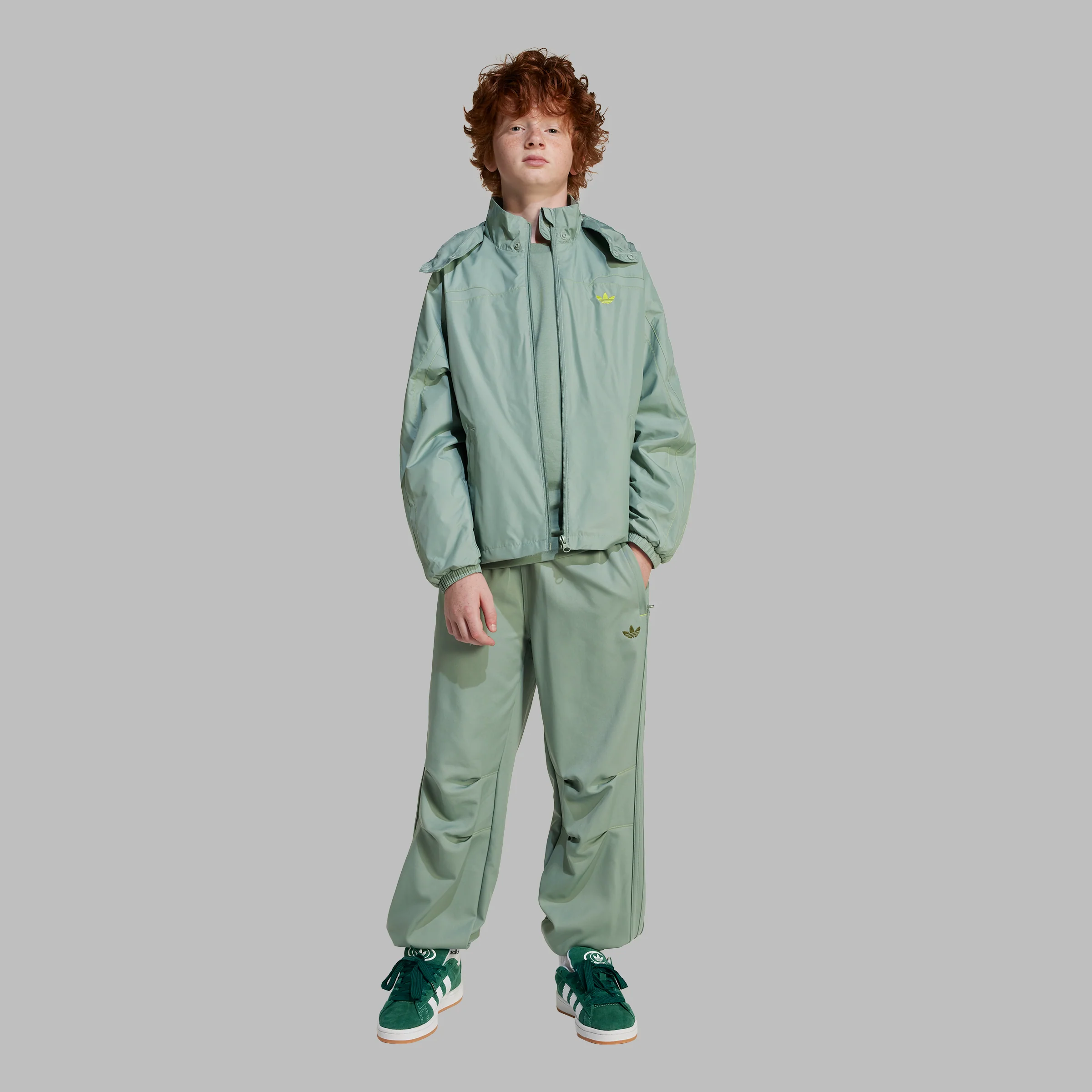 מעיל בשילוב קפוצ׳ון ולוגו - Image 6