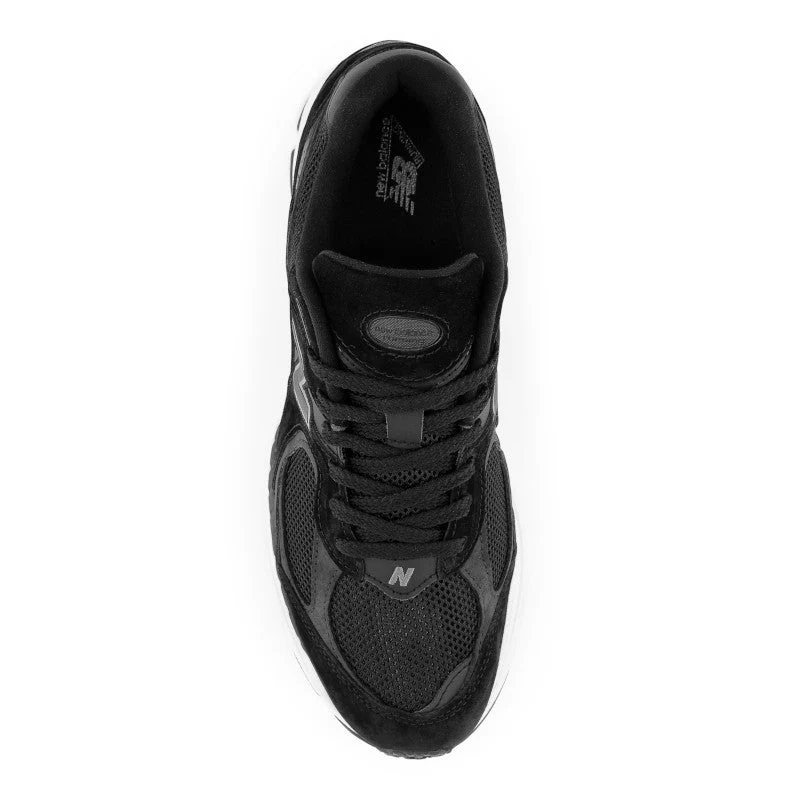 2002 סניקרס - Image 3