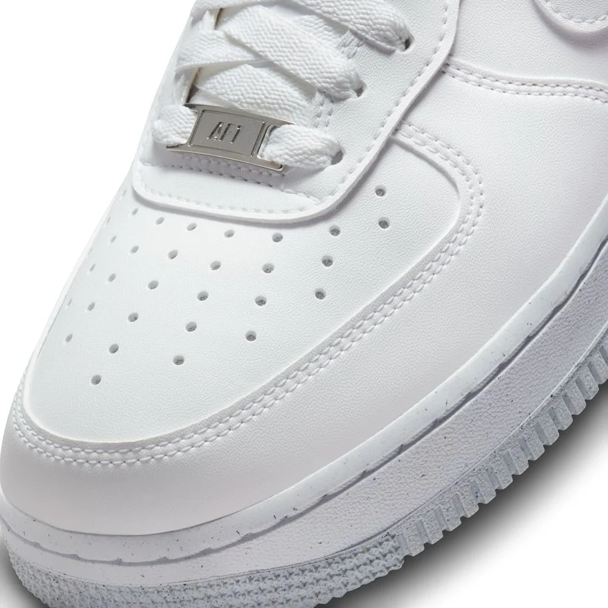 AIR FORCE 1 07 NEXT NATURE-סניקרס - Image 4